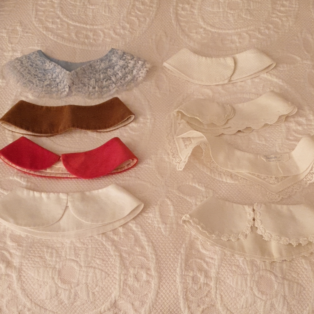 Women's Collars